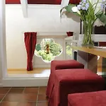 Callas 16 דירה סירמיונה