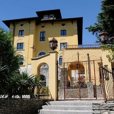Apartamento Callas 16 *
